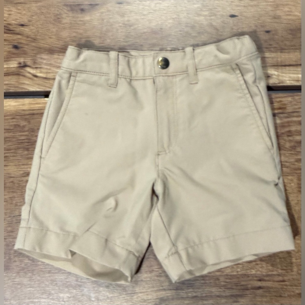 Crew cuts tech shorts